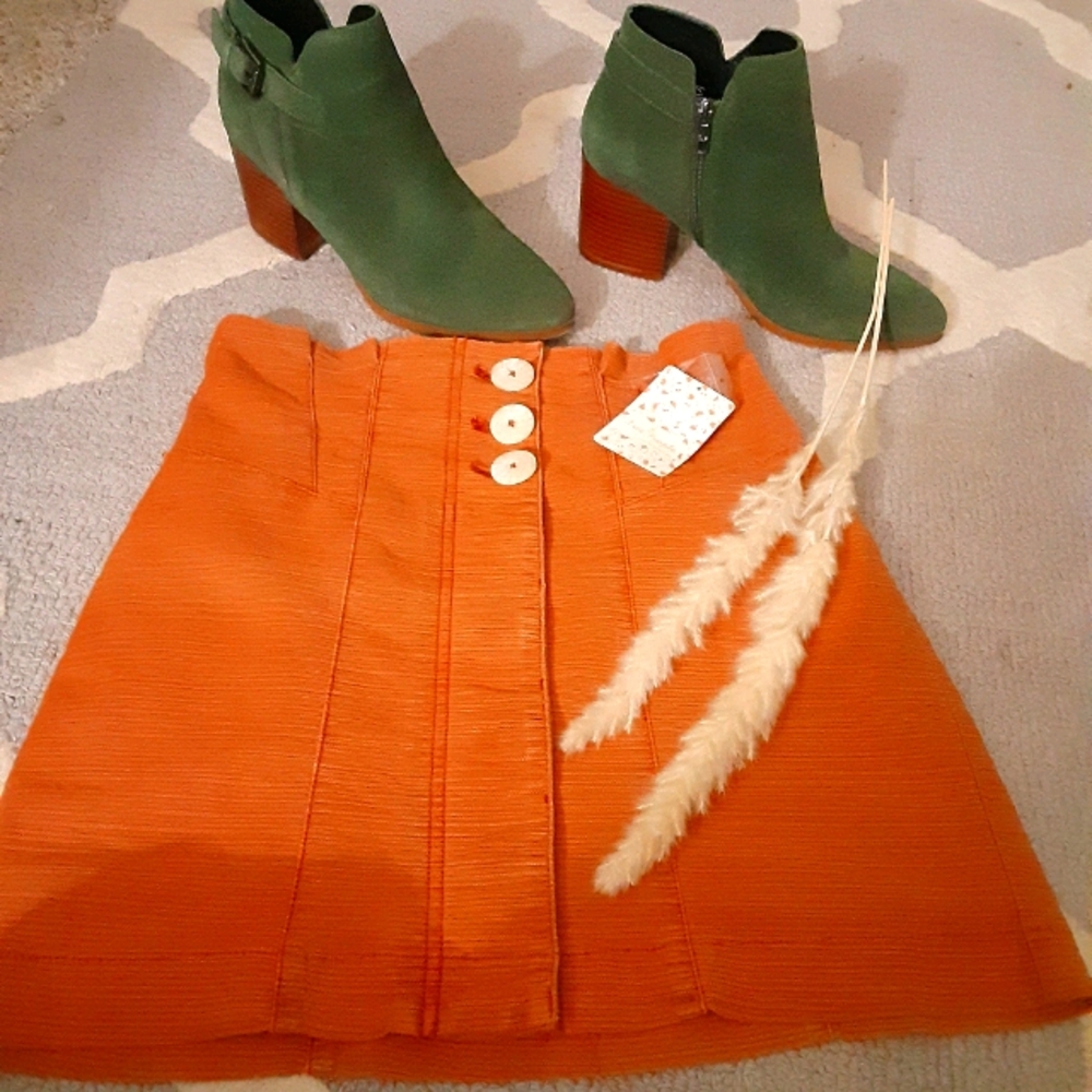 NWT Free people Noble Adobe skirt.